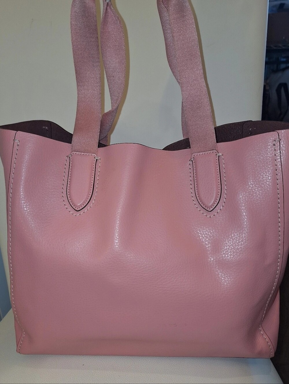 Coach Pink Derby Leather Tote EUC - Picture 3 of 6